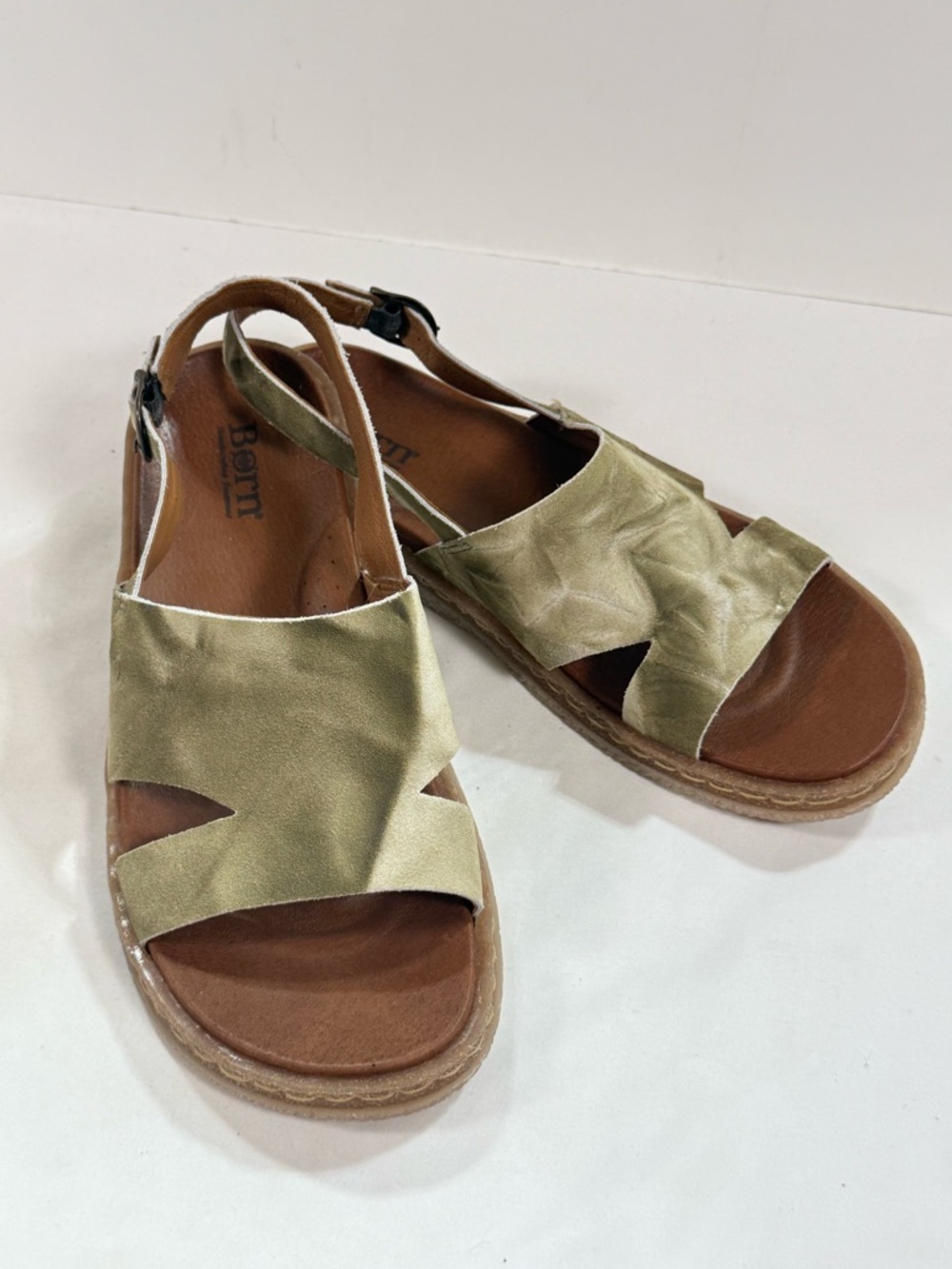BORN Light Olive and white tie dye CARAH suede slingback Sandals size 10 - Picture 3 of 8